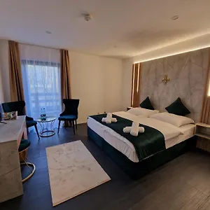 Hotel Lilium & Restaurant 